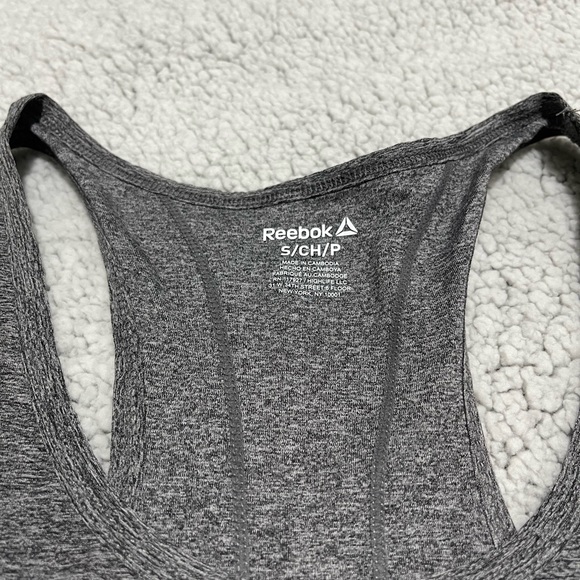New Reebok Gray Tank Top - Picture 2 of 4